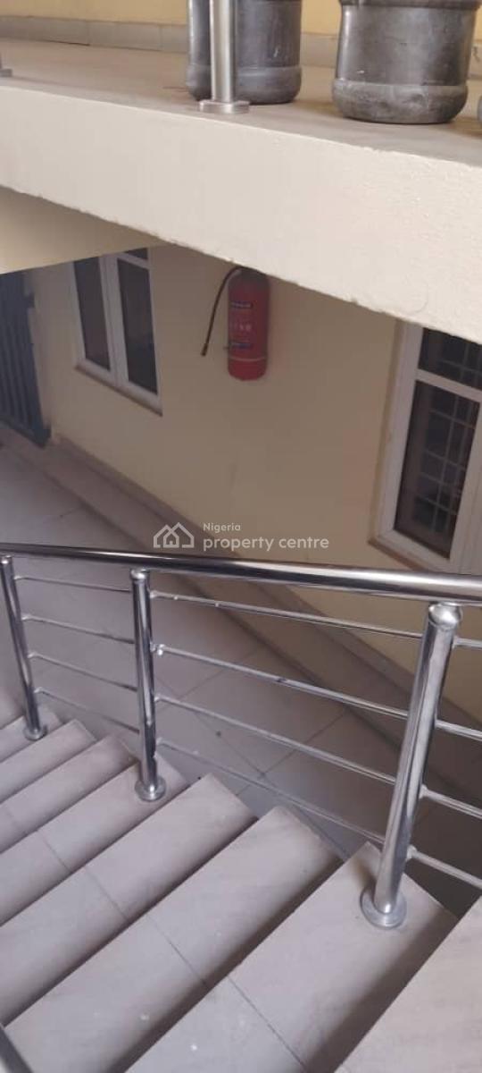 Fully Serviced Cozy 2 Bedroom Apartment, Wuse 2, Abuja, Flat / Apartment for Rent