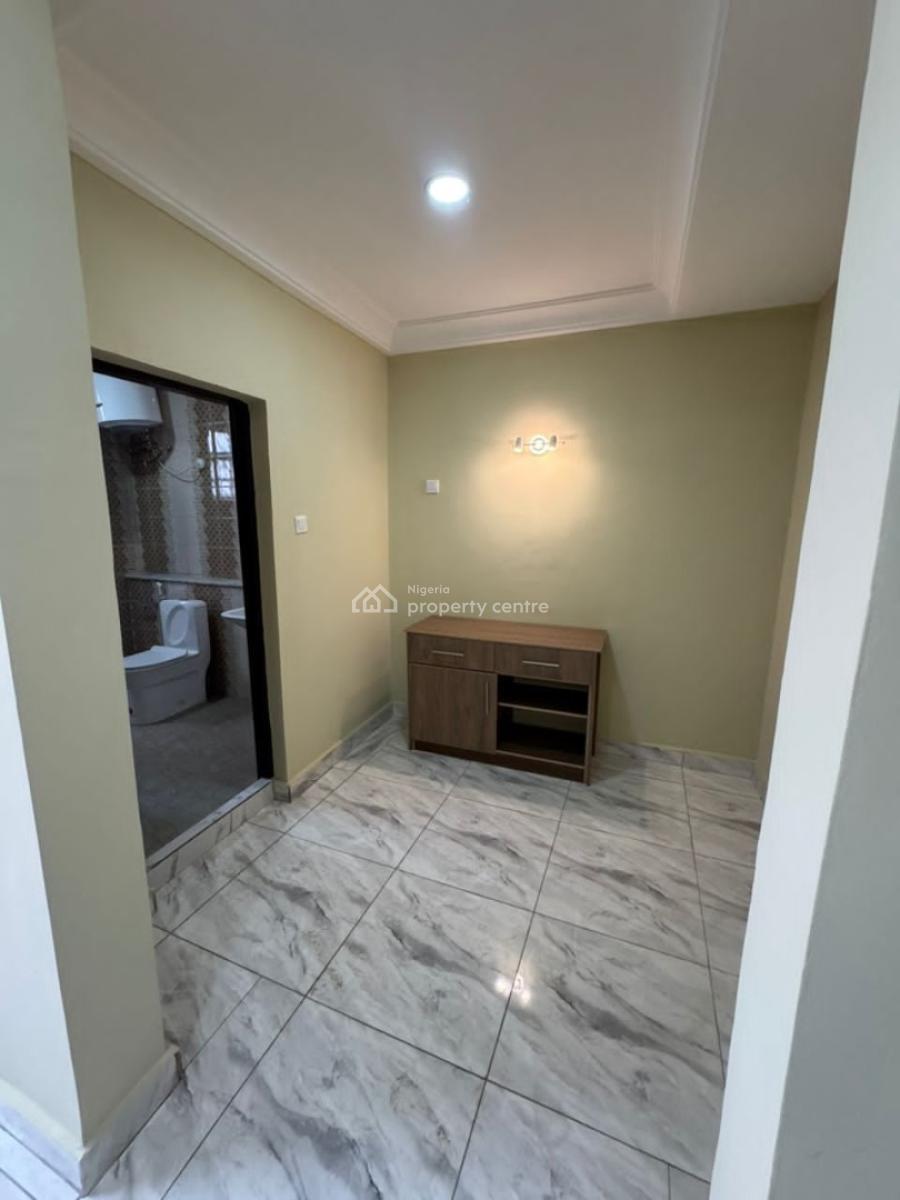a Brand New Spacious 3 Bedroom Flat + 1 Bq, By Gilmore Construction, Jahi, Abuja, Flat / Apartment for Rent