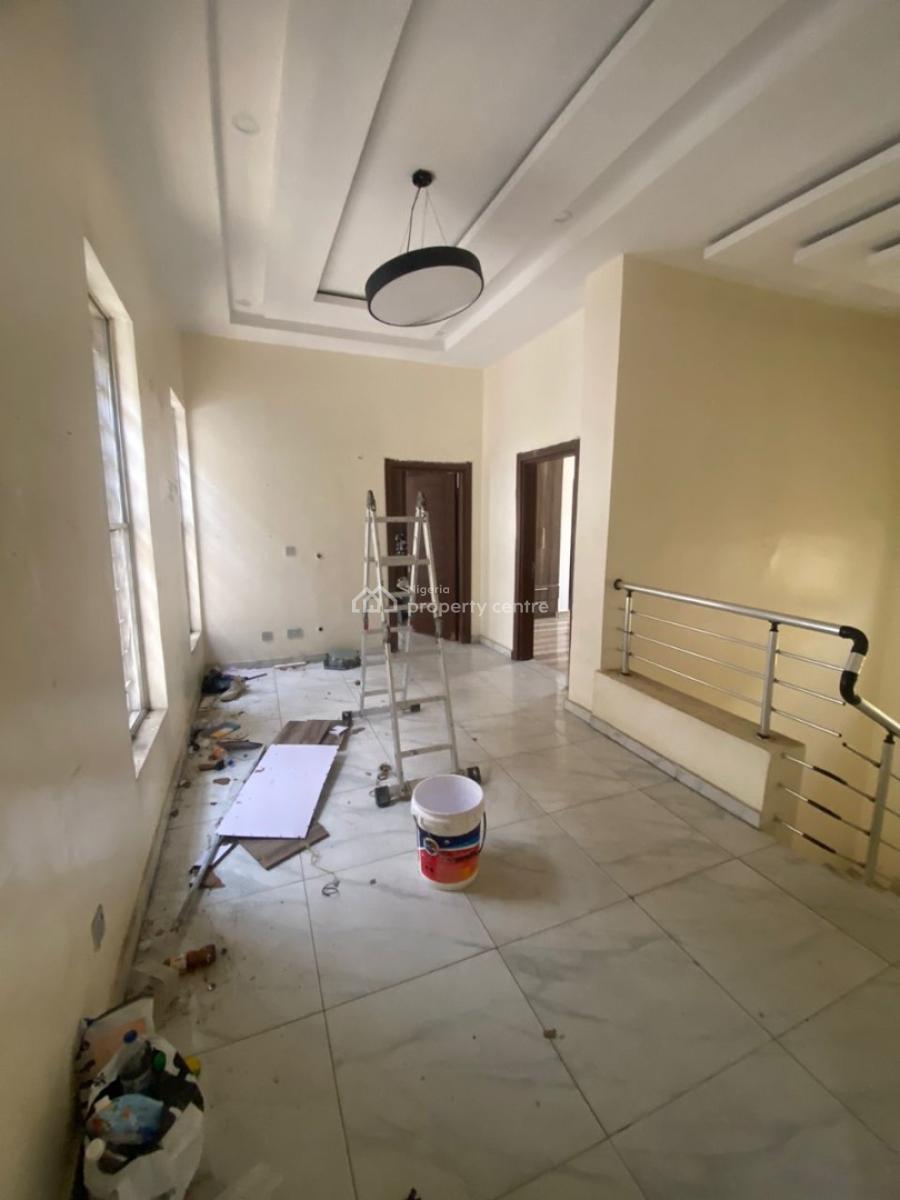 Spacious Massive Lurxuy 5brdroom Full Detached, Secure Estate Osapa London Lagos, Lekki Phase 1, Lekki, Lagos, Commercial Property for Rent