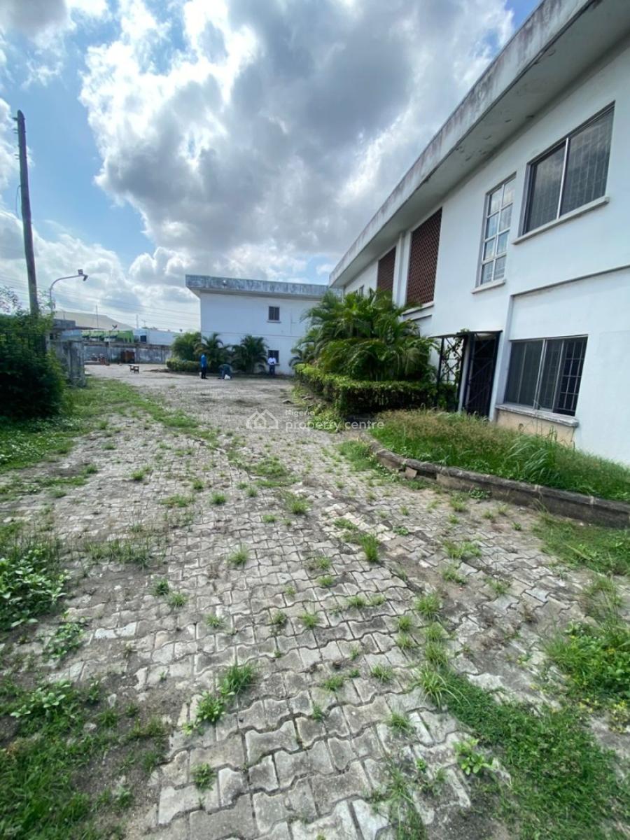 Residential Compound Affording Terraces Houses and Block of Flats, Surulere, Lagos, House for Sale