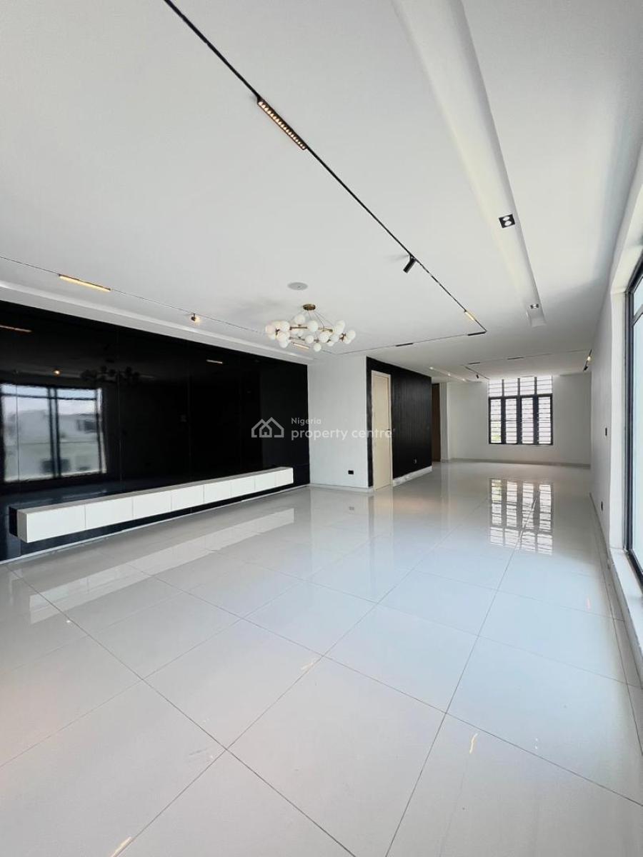 Luxury & Spacious 5-bedroom Fully Detached House + Bq, Chevron, Lekki, Lagos, Detached Duplex for Sale