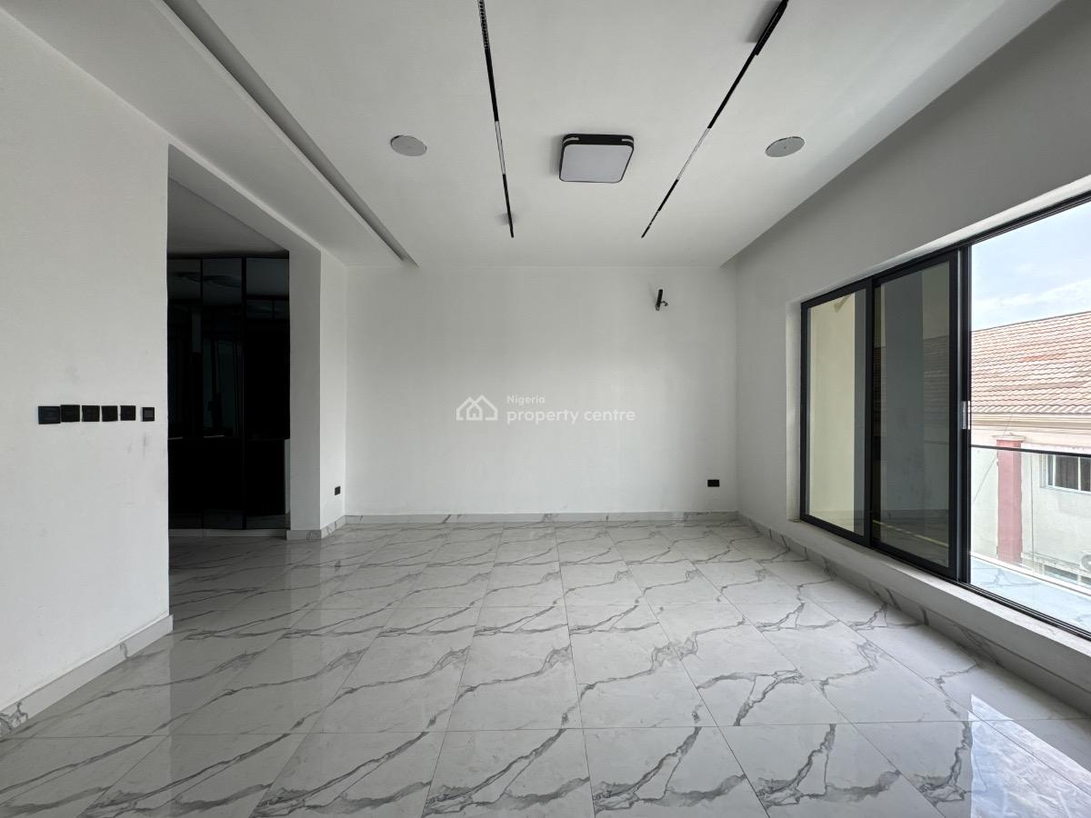 Four Bedrooms Terraced Duplex + Bq, Osapa, Lekki, Lagos, Terraced Duplex for Sale