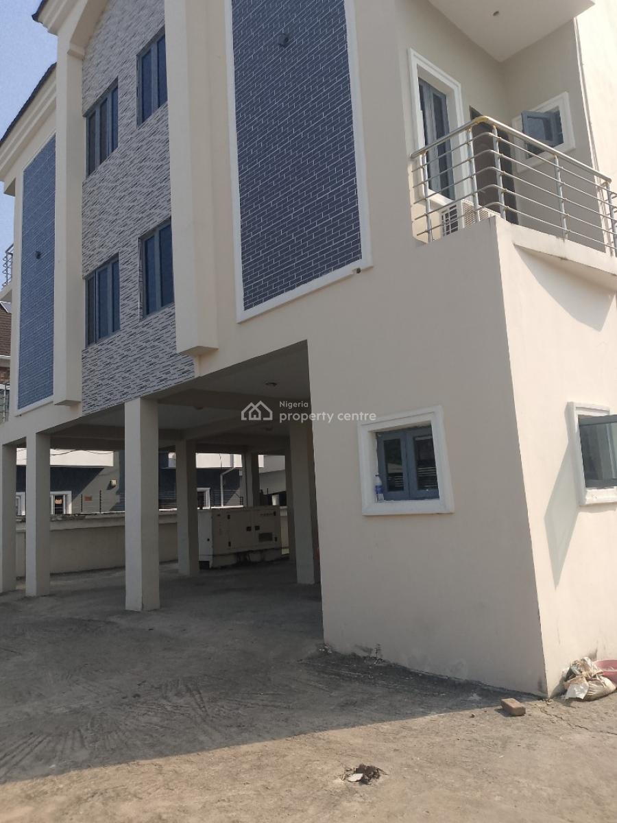 a Spacius and Beautiful 2 Bedroom, Lekki County, Lekki, Lagos, Flat / Apartment for Rent