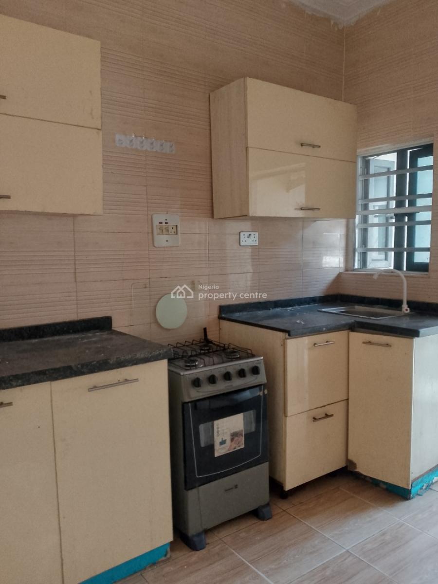 a Spacius and Beautiful 2 Bedroom, Lekki County, Lekki, Lagos, Flat / Apartment for Rent