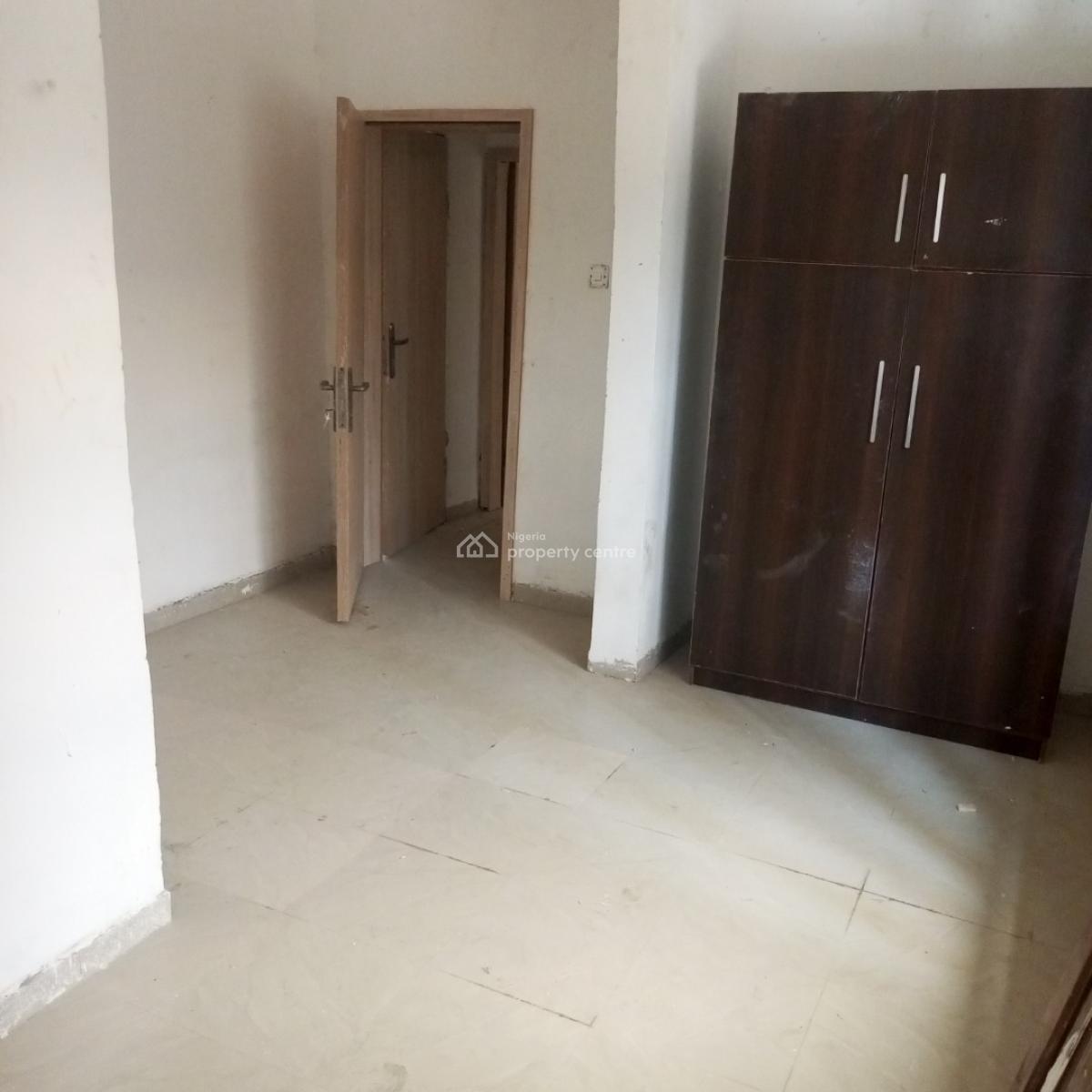 Newly Renovated and Sharp 2 Bedroom Apartment, United Estate, Sangotedo, Ajah, Lagos, Flat / Apartment for Rent