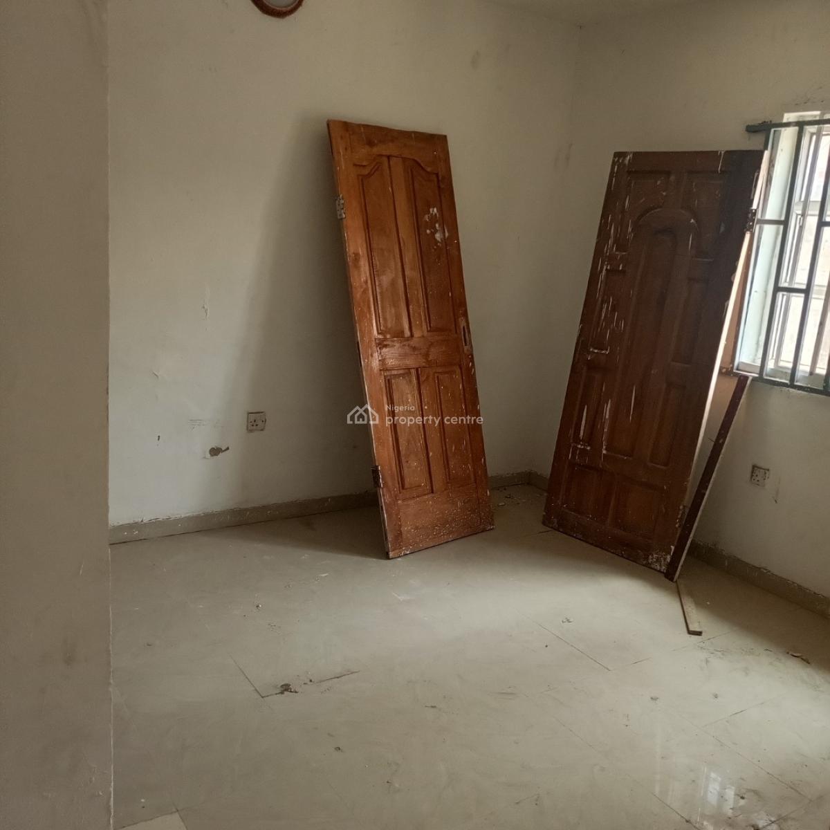 Newly Renovated and Sharp 2 Bedroom Apartment, United Estate, Sangotedo, Ajah, Lagos, Flat / Apartment for Rent