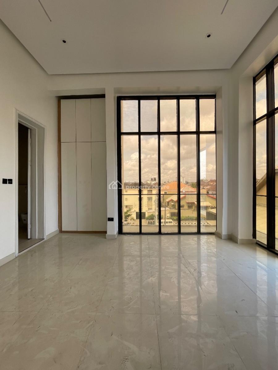 3 Bedroom Apartment, Lekki Phase 1, Lekki, Lagos, Flat / Apartment for Sale