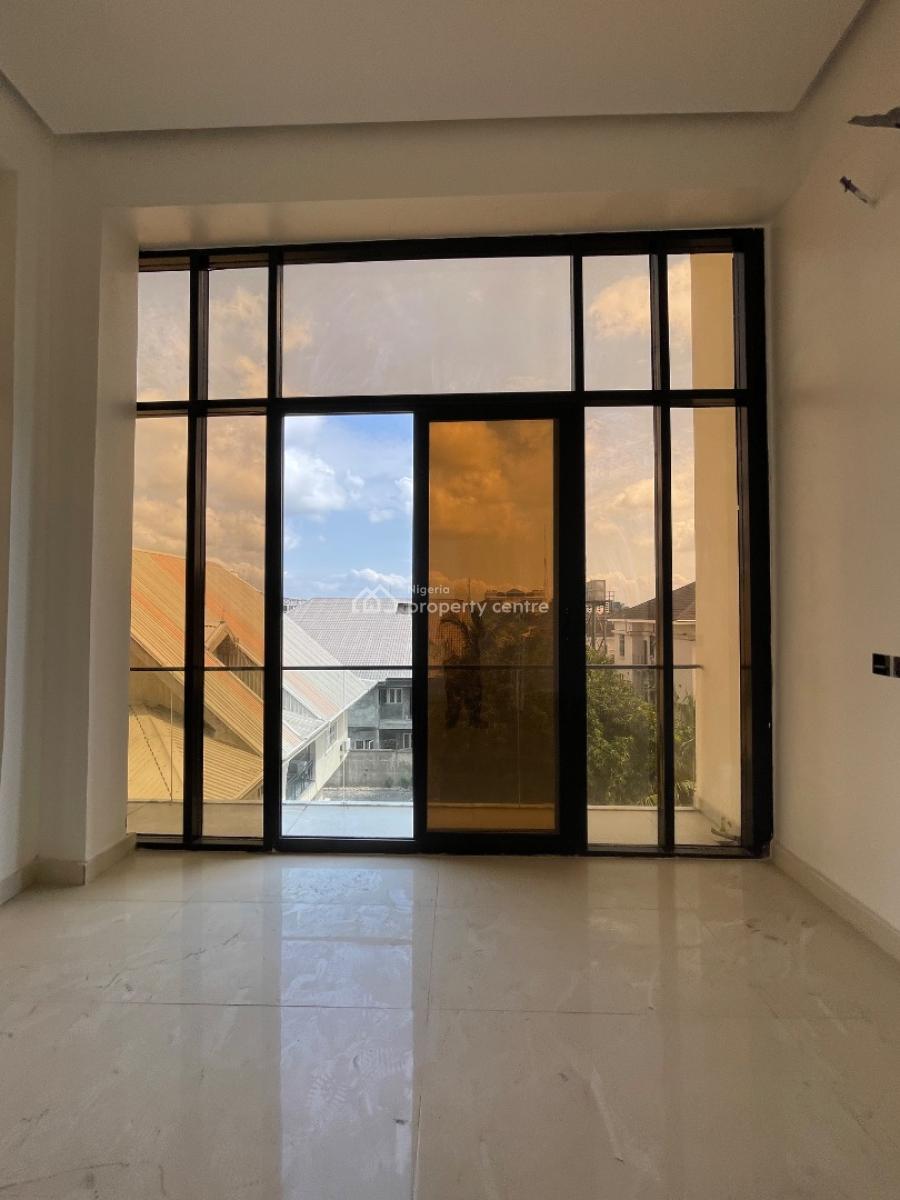 3 Bedroom Apartment, Lekki Phase 1, Lekki, Lagos, Flat / Apartment for Sale