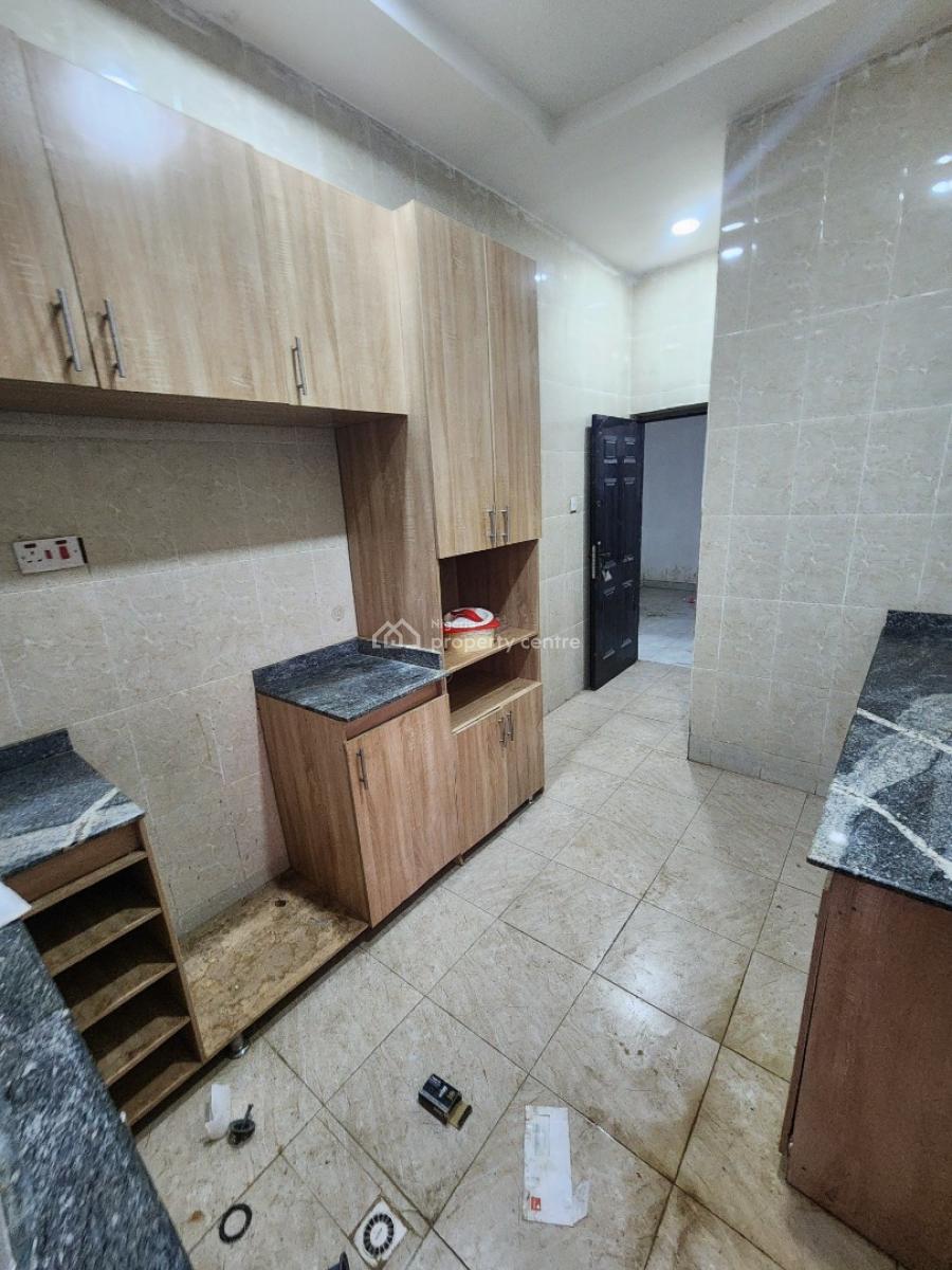 Spacious Two Bedroom Block of Flat, Dawaki District, Dawaki, Gwarinpa, Abuja, Flat / Apartment for Rent