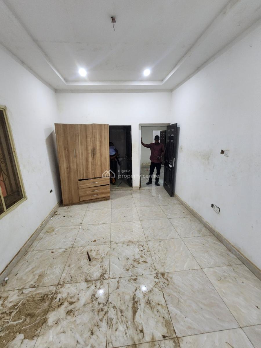 Spacious Two Bedroom Block of Flat, Dawaki District, Dawaki, Gwarinpa, Abuja, Flat / Apartment for Rent