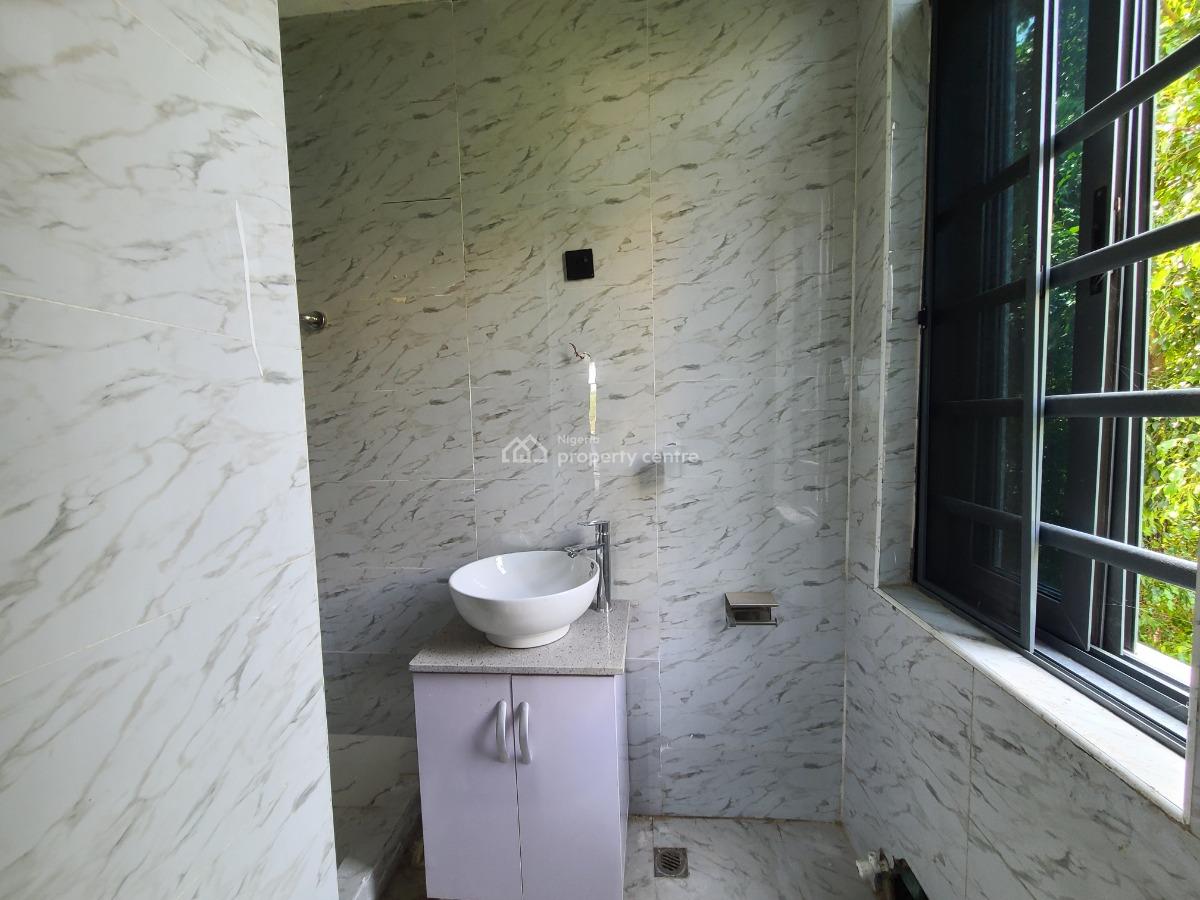 3 Bedroom Apartment with Bq, Off Ahmadu Bello Way, Victoria Island (vi), Lagos, Flat / Apartment for Rent