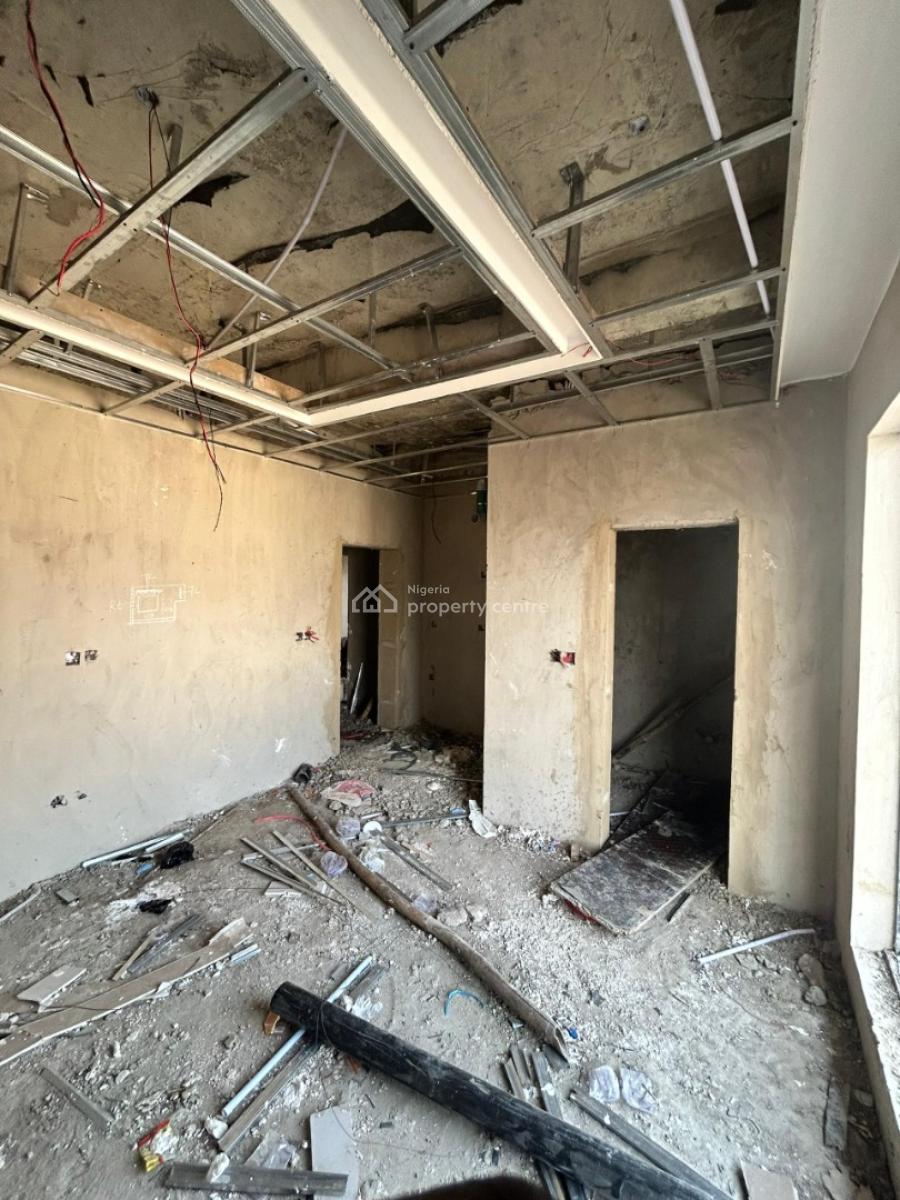 Premium High-income Studio Apartment + Solar, Rooftop Lounge & Laundry, University of Lagos, Akoka, Yaba, Lagos, Self Contain (single Rooms) for Sale