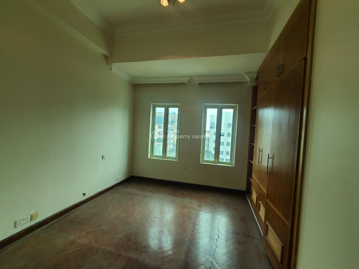 2 Bedroom Apartment, Off Palace Road, Oniru, Victoria Island (vi), Lagos, Flat / Apartment for Rent