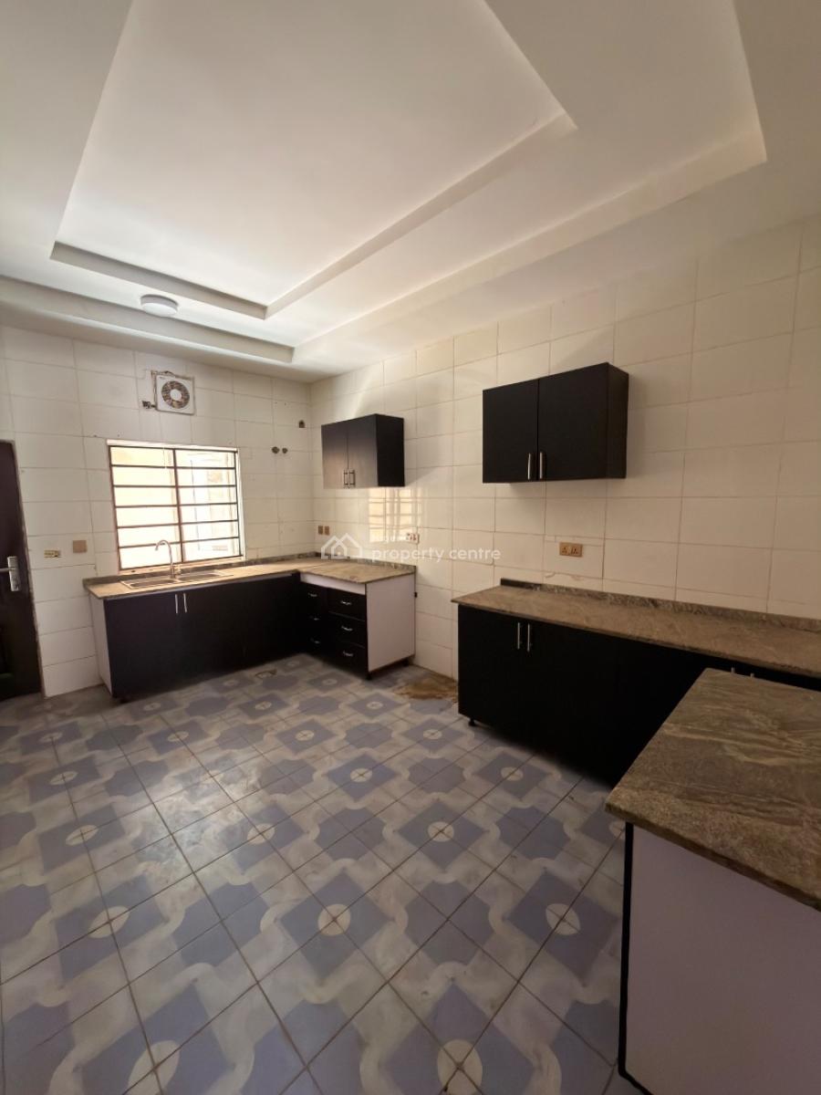 Standard 4 Bedroom Terrace Duplex with Bq, Guzape Main, Guzape District, Abuja, Terraced Duplex for Rent