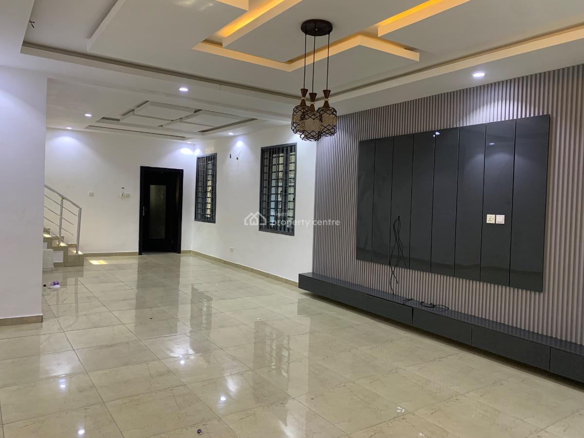 5 Bedroom Spacious Fully Detached Duplex with a Bq in an Estate, Ikate, Lekki, Lagos, Detached Duplex for Rent