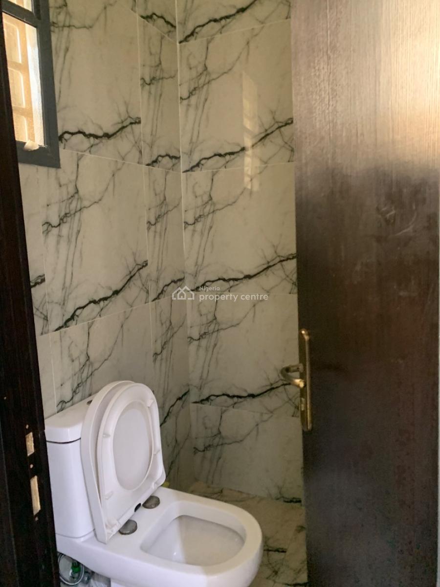 5 Bedroom Spacious Fully Detached Duplex with a Bq in an Estate, Ikate, Lekki, Lagos, Detached Duplex for Rent