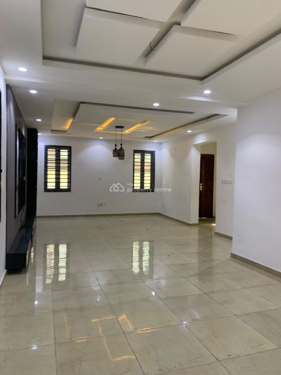 5 Bedroom Spacious Fully Detached Duplex with a Bq in an Estate, Ikate, Lekki, Lagos, Detached Duplex for Rent