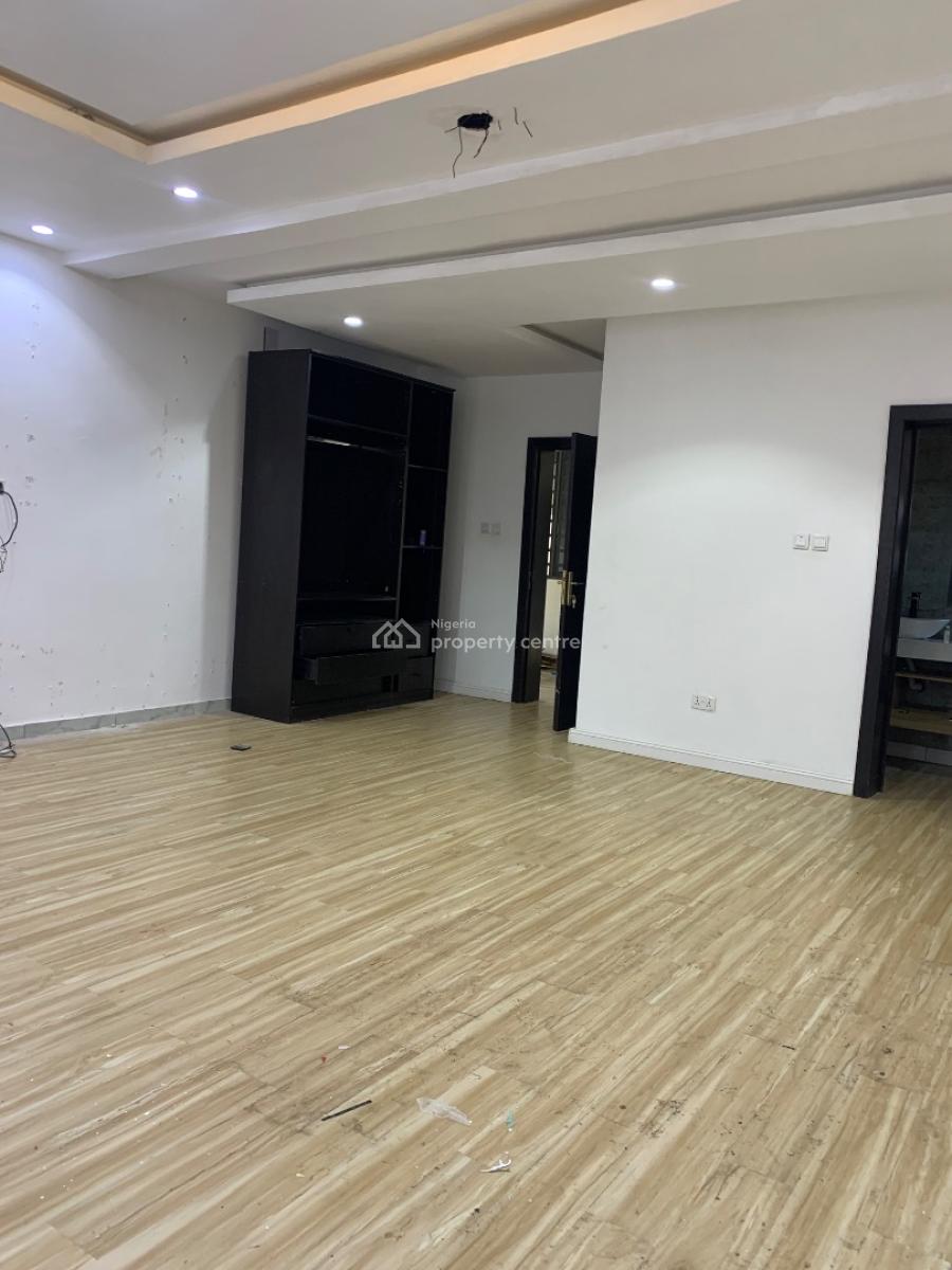 5 Bedroom Spacious Fully Detached Duplex with a Bq in an Estate, Ikate, Lekki, Lagos, Detached Duplex for Rent