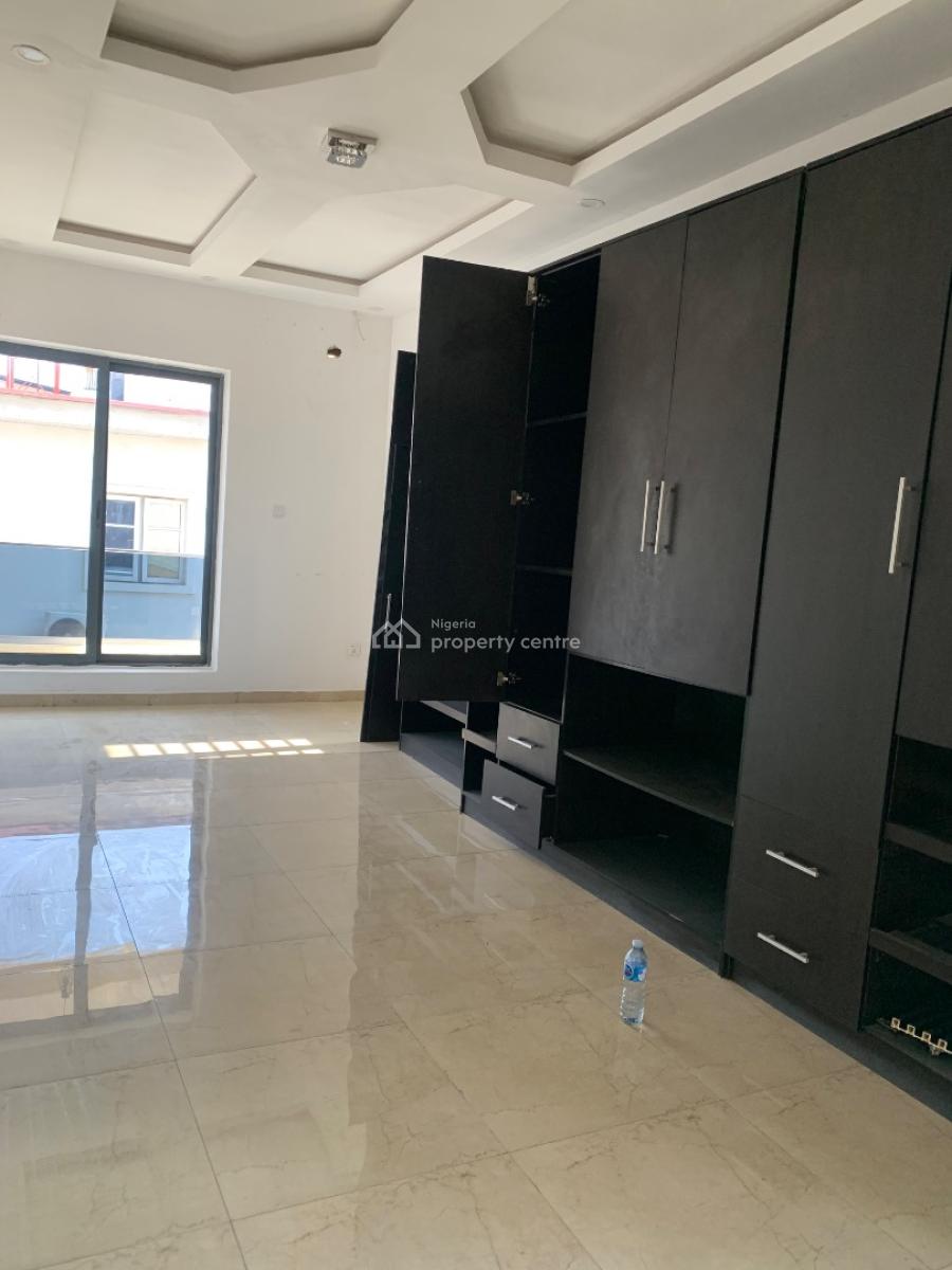 5 Bedroom Spacious Fully Detached Duplex with a Bq in an Estate, Ikate, Lekki, Lagos, Detached Duplex for Rent