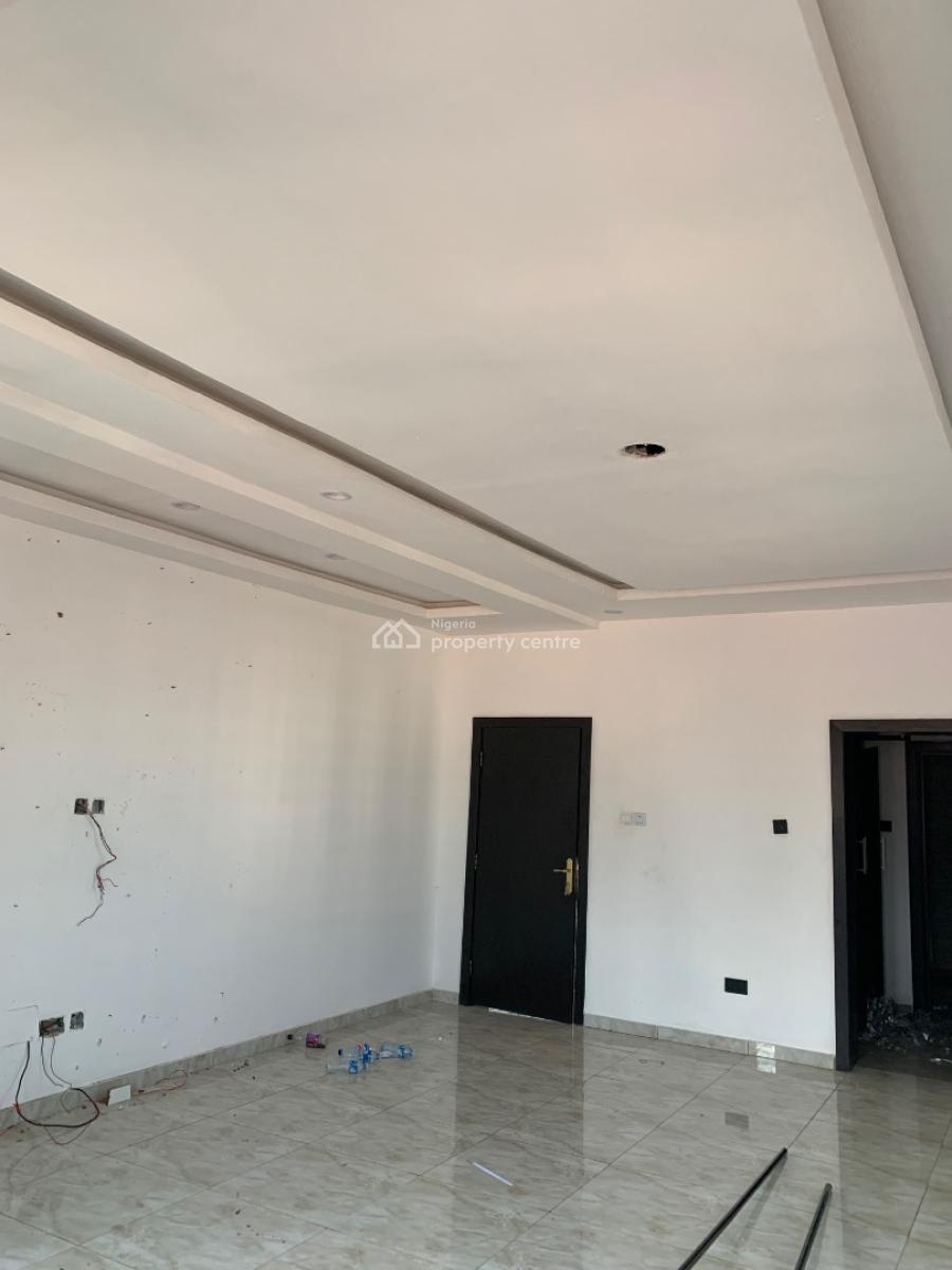 5 Bedroom Spacious Fully Detached Duplex with a Bq in an Estate, Ikate, Lekki, Lagos, Detached Duplex for Rent