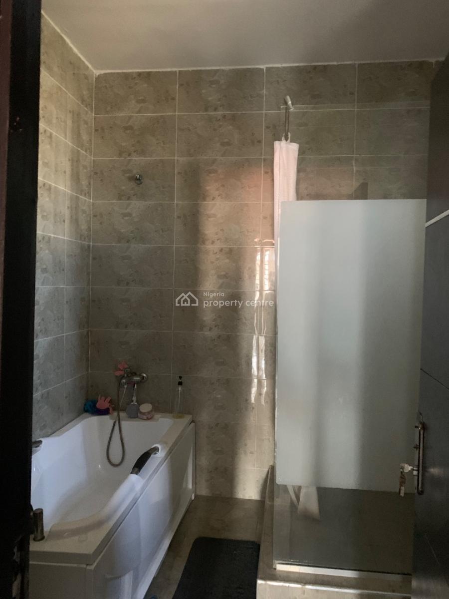 5 Bedroom Spacious Fully Detached Duplex with a Bq in an Estate, Ikate, Lekki, Lagos, Detached Duplex for Rent