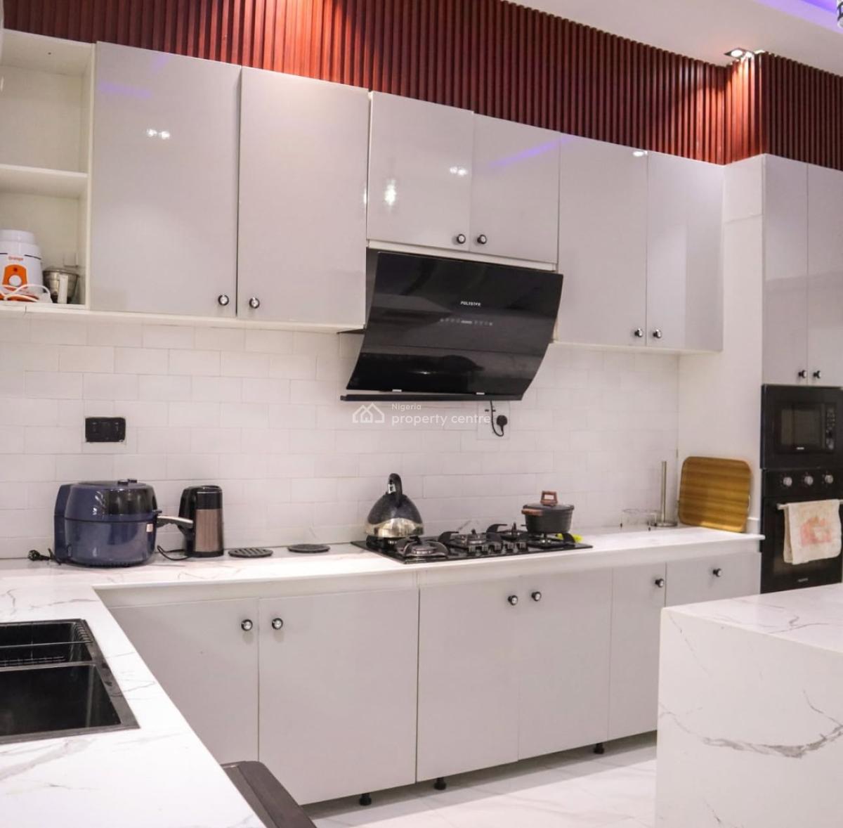 4 Bedroom Apartment, Ajah, Lagos, Semi-detached Duplex Short Let