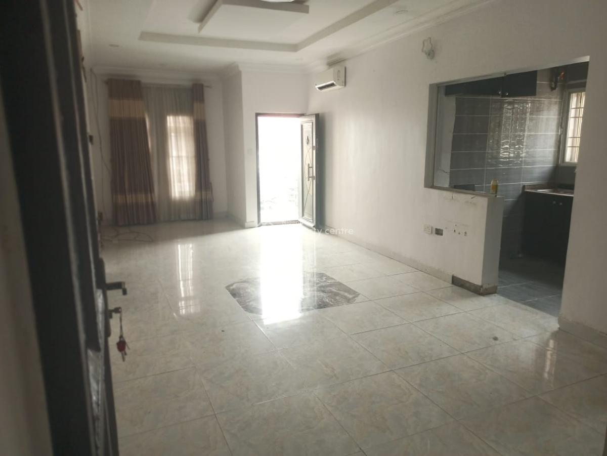 Executive 2 Bedroom Apartment (6 Units in The Compound), Off Admiralty Way, Lekki Phase 1, Lekki, Lagos, Flat / Apartment for Rent