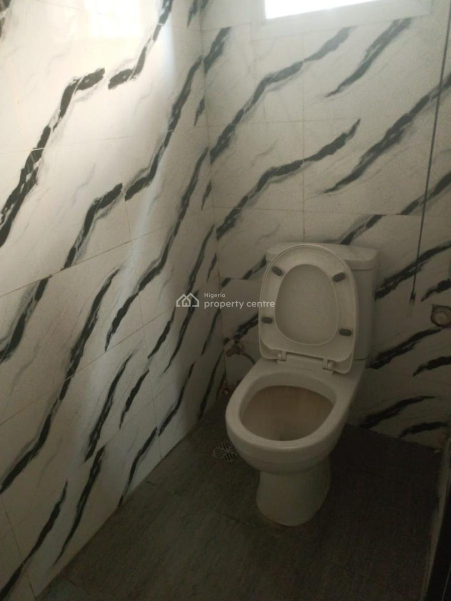 Executive 2 Bedroom Apartment (6 Units in The Compound), Off Admiralty Way, Lekki Phase 1, Lekki, Lagos, Flat / Apartment for Rent