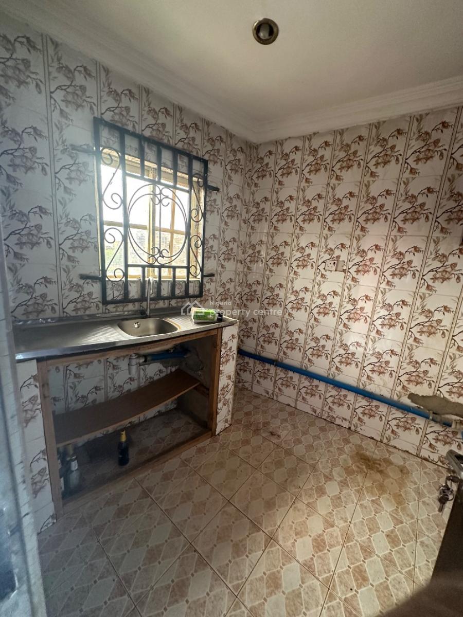 Spacious Self Contain, By Modern Market, Dawaki, Gwarinpa, Abuja, Self Contain (single Rooms) for Rent