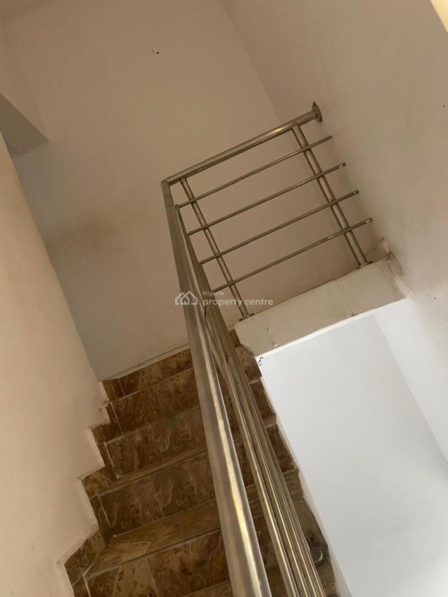 Very Sharp 2 Bedroom Apartment in a Secured Estate, Sangotedo, Ajah, Lagos, Flat / Apartment for Rent