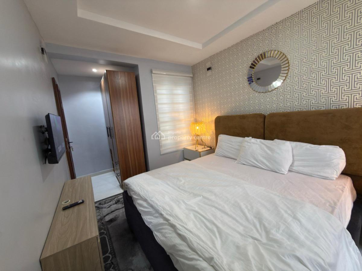 Luxury 2 Bedroom with Ps5 & Balcony, Ikota, Lekki, Lagos, Flat / Apartment Short Let