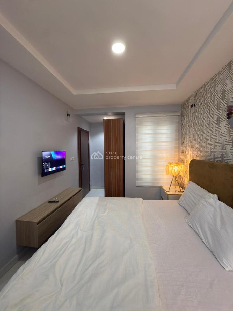 Luxury 2 Bedroom with Ps5 & Balcony, Ikota, Lekki, Lagos, Flat / Apartment Short Let