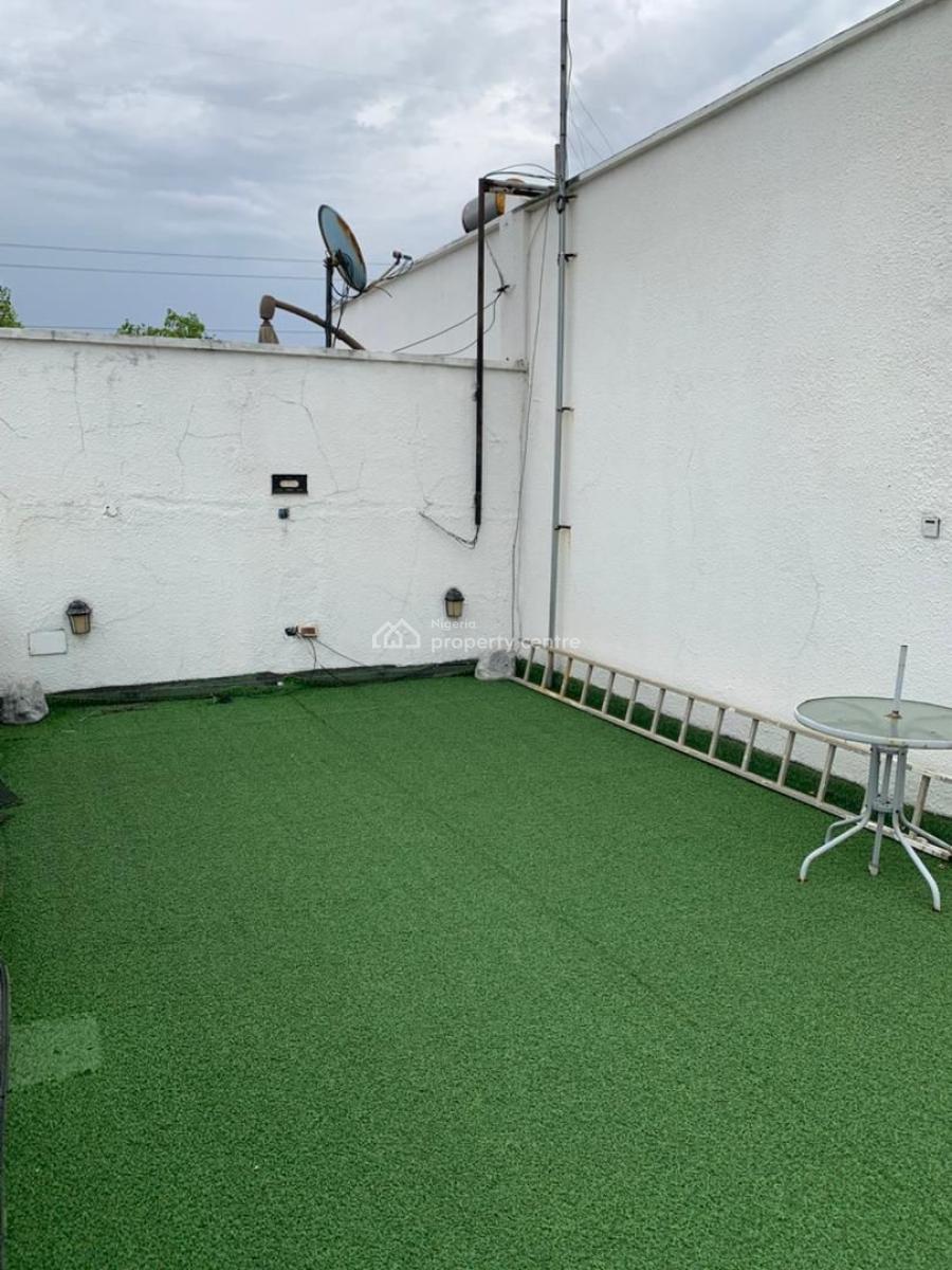 a Well-finished 4-bedroom Detached House with 3-room Bq on 900sqm, Lekki Phase 1, Lekki, Lagos, Detached Duplex for Sale