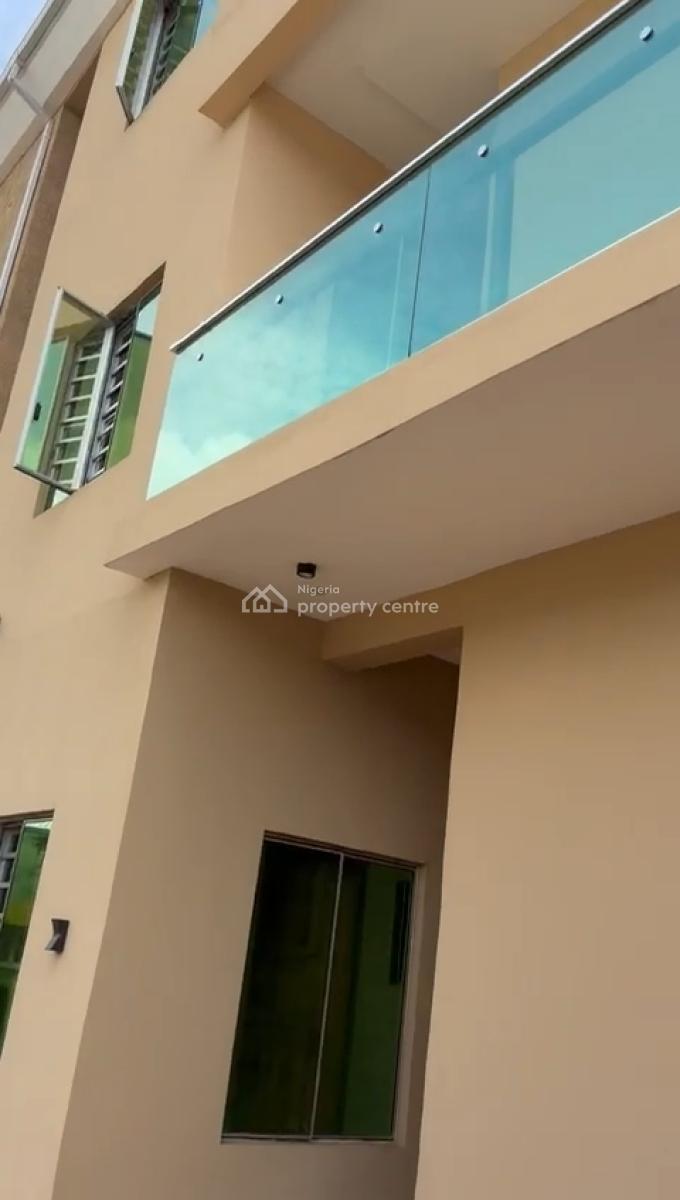 3 Bedroom Flat, Gra Phase 2, Magodo, Lagos, Flat / Apartment for Sale