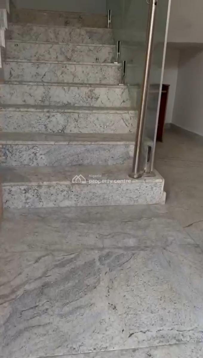 3 Bedroom Flat, Gra Phase 2, Magodo, Lagos, Flat / Apartment for Sale