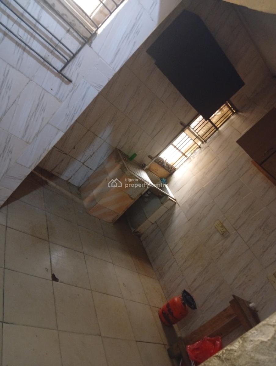Room Self Contain, Obadiah Street Off Community Rd, Akoka, Yaba, Lagos, Self Contain (single Rooms) for Rent