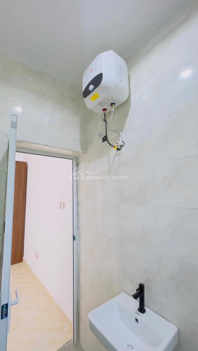 Beautiful 2 Bedroom Apartment, Abijo Gra, Abijo, Lekki, Lagos, Flat / Apartment for Sale