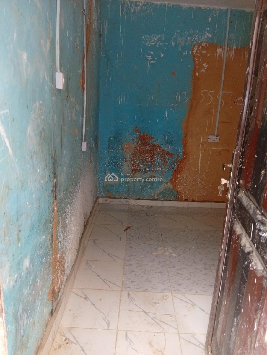 Newly Renovated Roomself, Off Oshiforlarin Street, Akoka, Yaba, Lagos, Self Contain (single Rooms) for Rent