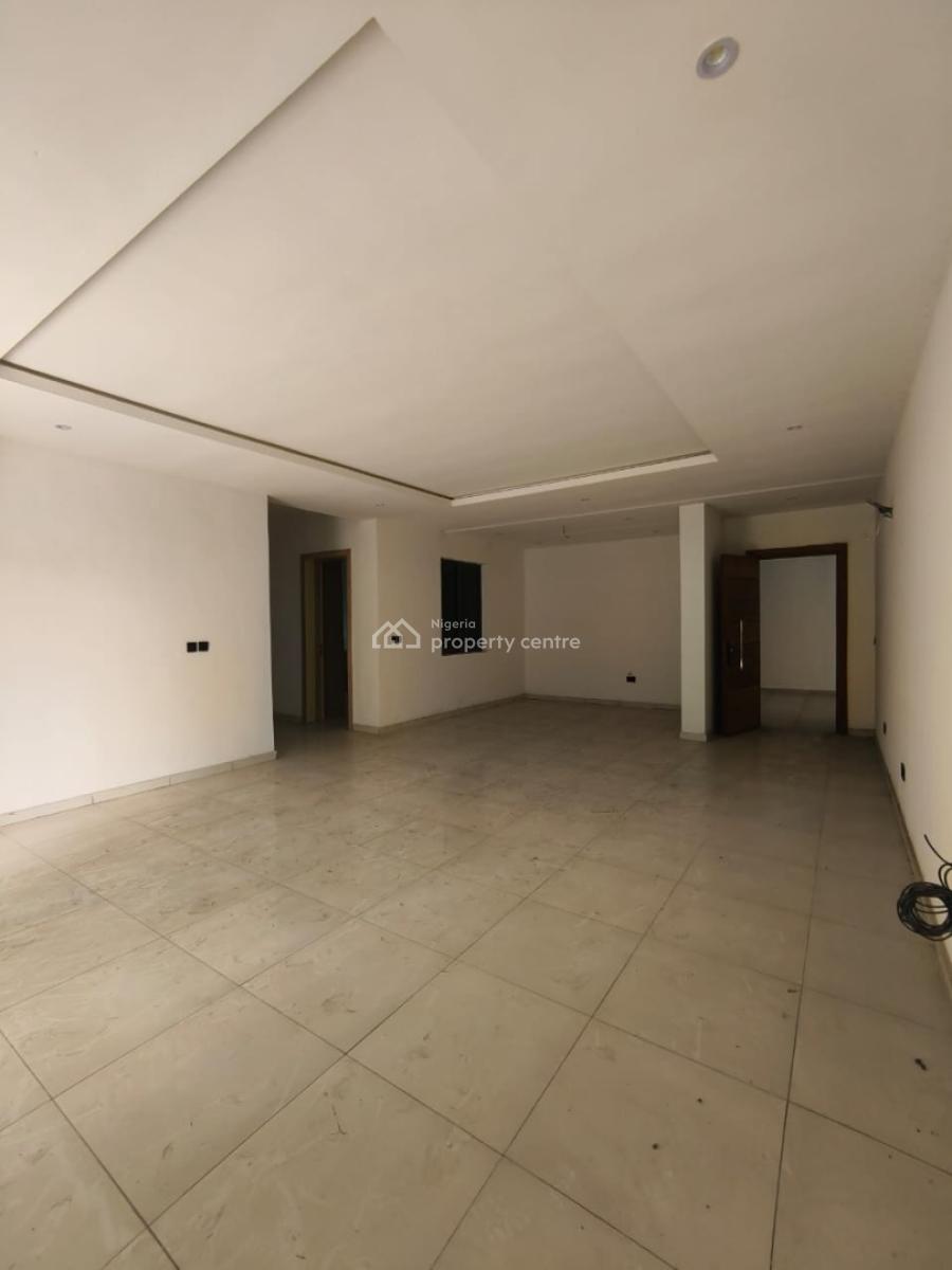 Luxury 4 Bedroom Maisonette Apartment with Bq, Lekki Phase1, Lekki, Lagos, Flat / Apartment for Rent