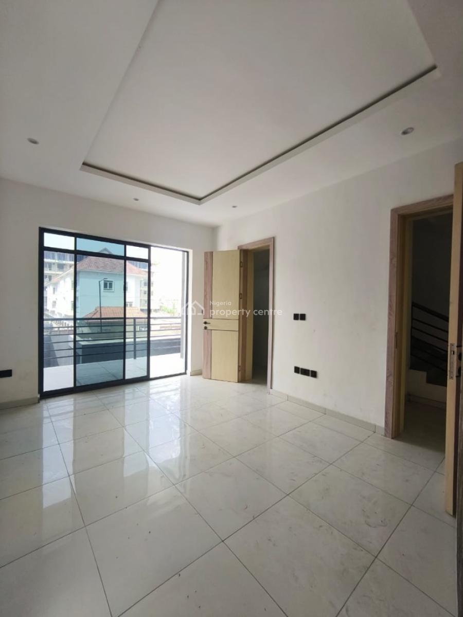Luxury 4 Bedroom Maisonette Apartment with Bq, Lekki Phase1, Lekki, Lagos, Flat / Apartment for Rent