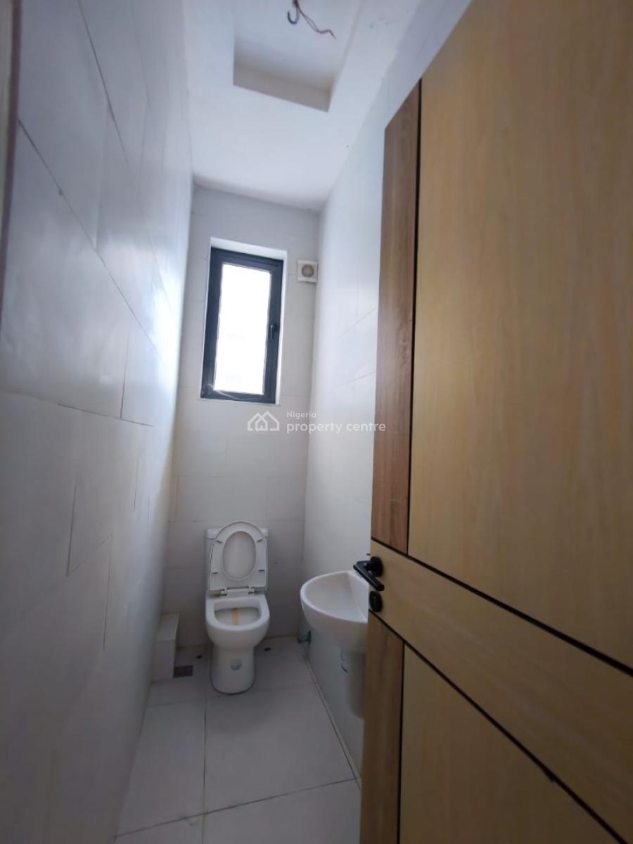 Luxury 4 Bedroom Maisonette Apartment with Bq, Lekki Phase1, Lekki, Lagos, Flat / Apartment for Rent