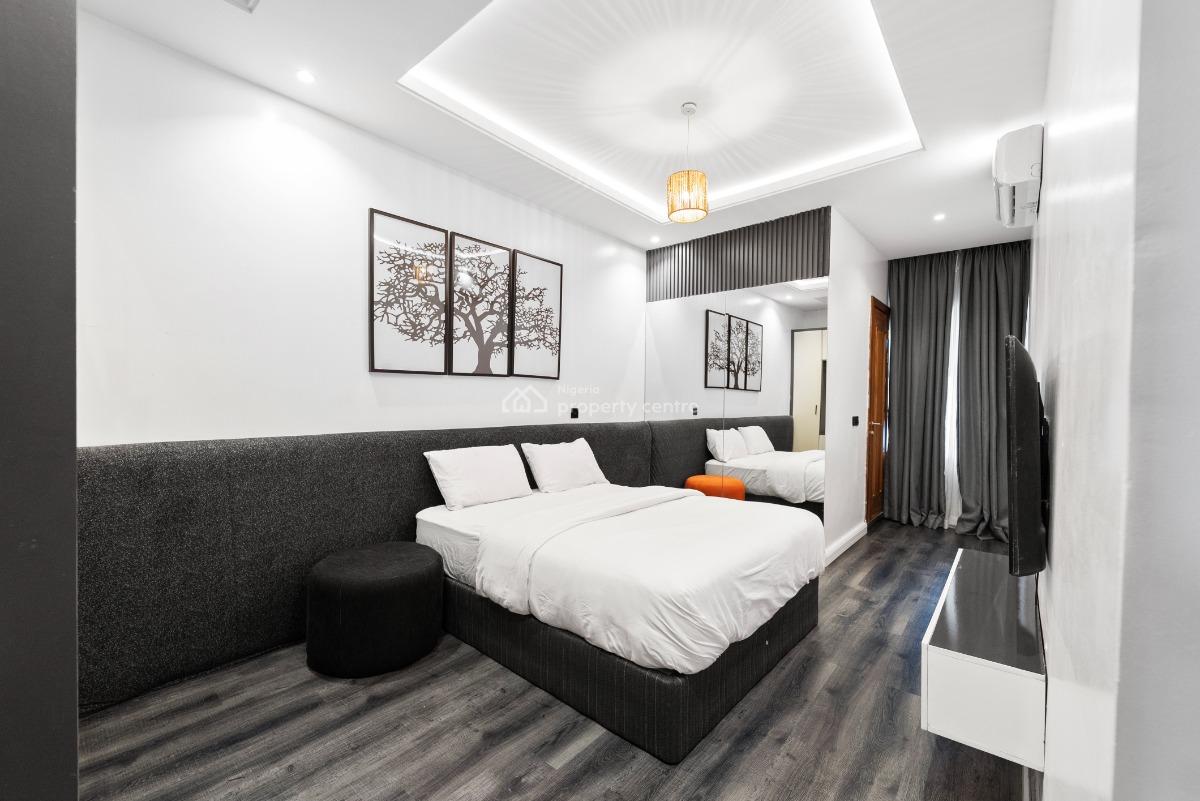 Fully Serviced Two Bedroom Apartment, Freedom Way, Lekki Phase 1, Lekki, Lagos, House Short Let