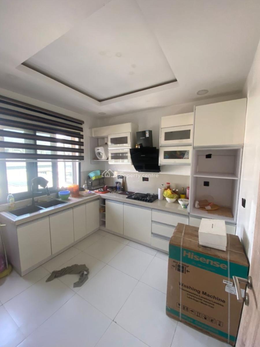 2 Bedroom Flat, Off Kunsela Road, Ikate Elegushi, Lekki, Lagos, Flat / Apartment for Rent