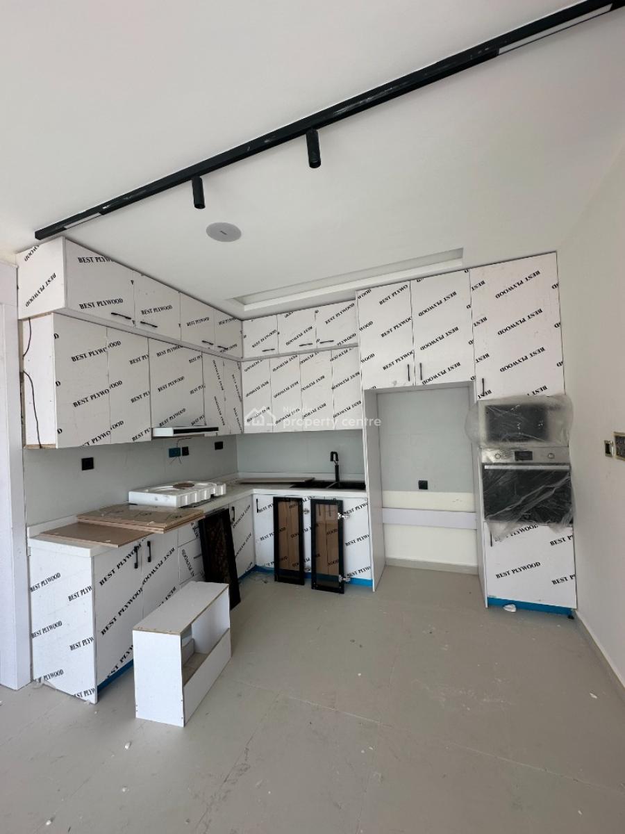 2 Bedroom Service Apartment with Gym, Ilasan, Lekki, Lagos, Flat / Apartment for Sale