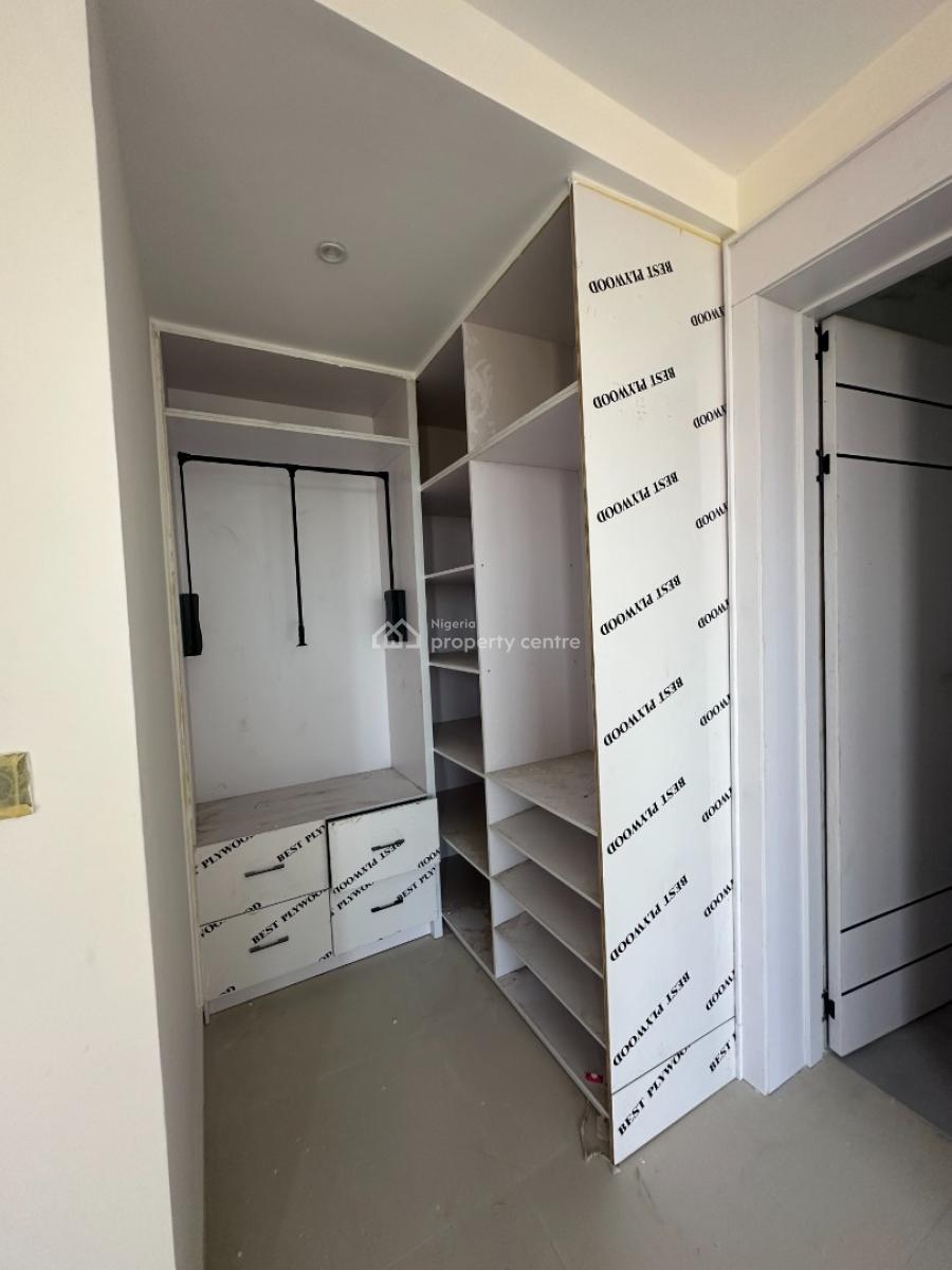 2 Bedroom Service Apartment with Gym, Ilasan, Lekki, Lagos, Flat / Apartment for Sale