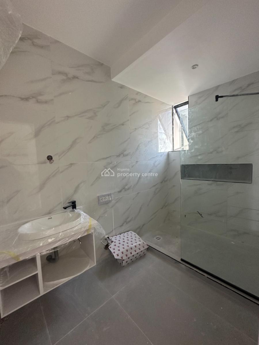 2 Bedroom Service Apartment with Gym, Ilasan, Lekki, Lagos, Flat / Apartment for Sale