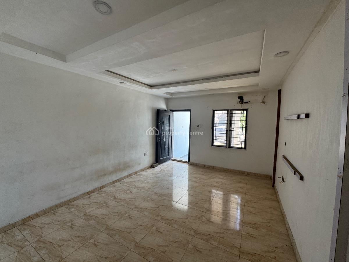 Mini 2 Bedroom Apartment, Lekki Phase 1, Lekki, Lagos, Flat / Apartment for Rent