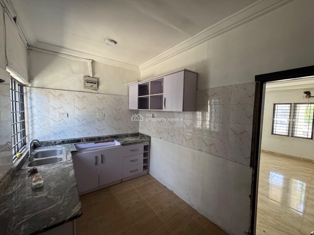 Mini 2 Bedroom Apartment, Lekki Phase 1, Lekki, Lagos, Flat / Apartment for Rent