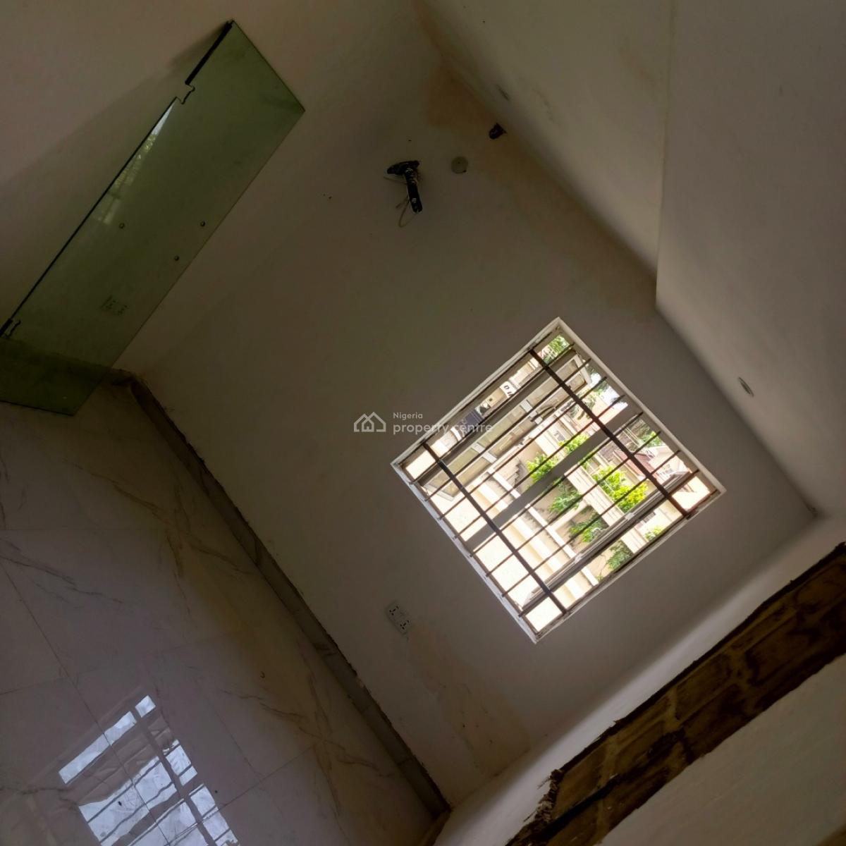 Newly Renovated Mini Flat and 2 Bedroom Flat, Chief Yesufu Road, Oniru, Victoria Island (vi), Lagos, Mini Flat (room and Parlour) for Rent