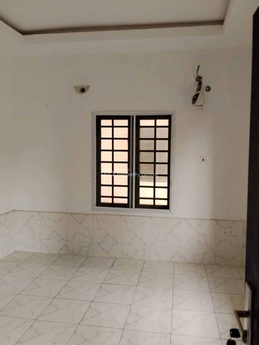 a Spacious Room and Parlor, Jakande Silver Bird Road, Lekki, Lagos, Mini Flat (room and Parlour) for Rent